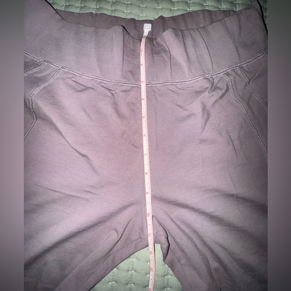 LOGO by Lori Goldstein purple capri pants. Size SP GUC💜 - Picture 4 of 9